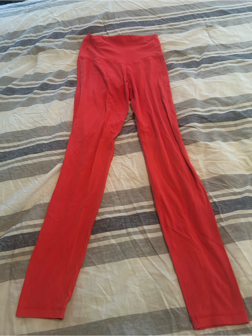 AE Red Leggings